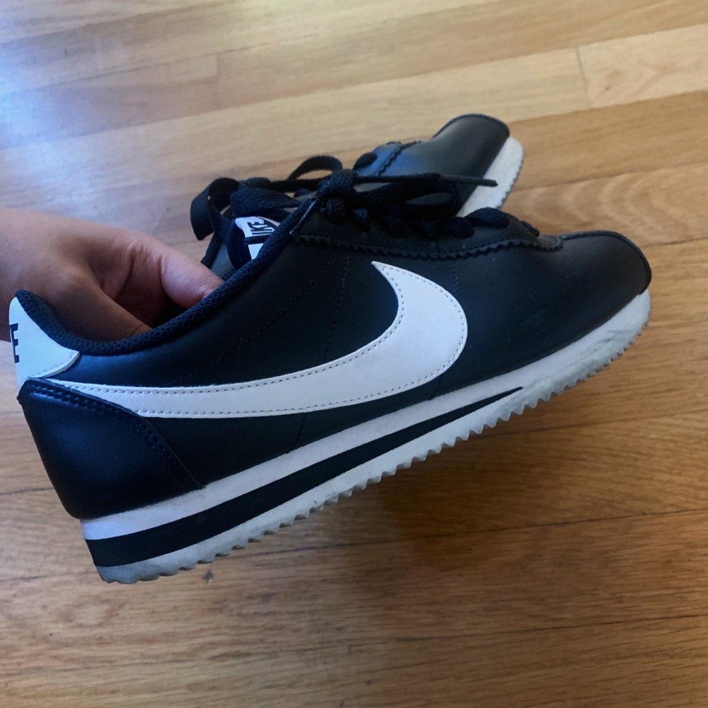 ❗️SOLD ❗️ Nike Cortez
